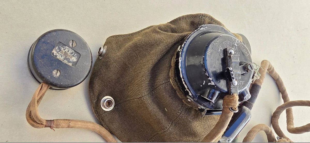 Masque à oxygène royal air force, datant de la seconde guerre mondiale