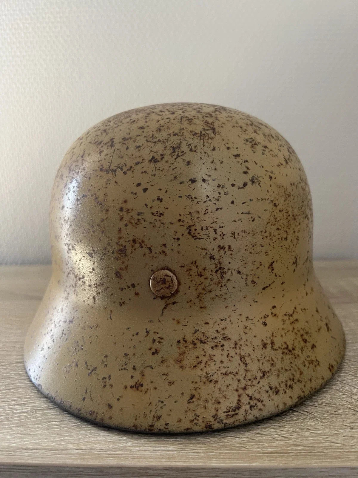 Casque militaire allemand authentique de type Stahlhelm