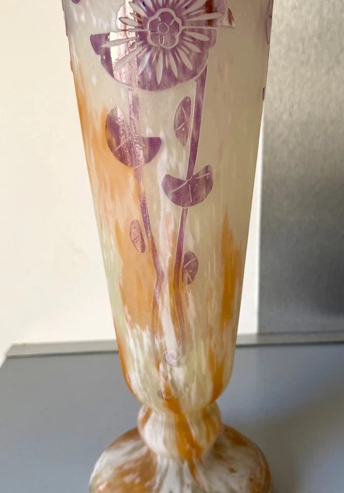 Grand vase ancolies d'époque
