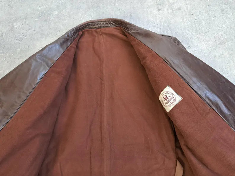 Manteau en cuir trench-coat militaire allemand
