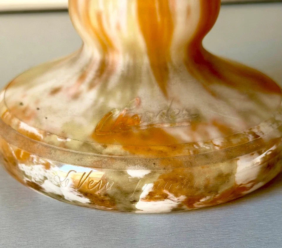 Grand vase ancolies d'époque