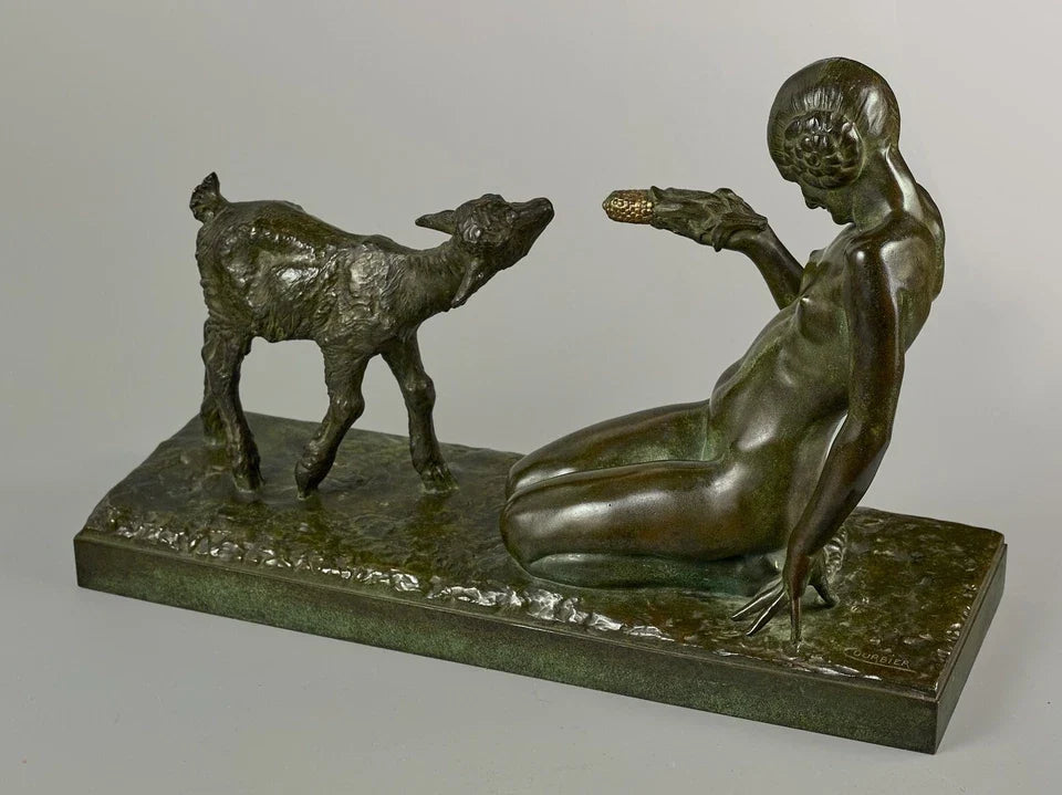 Sculpture en bronze jeune fille au chevreau circa 1926