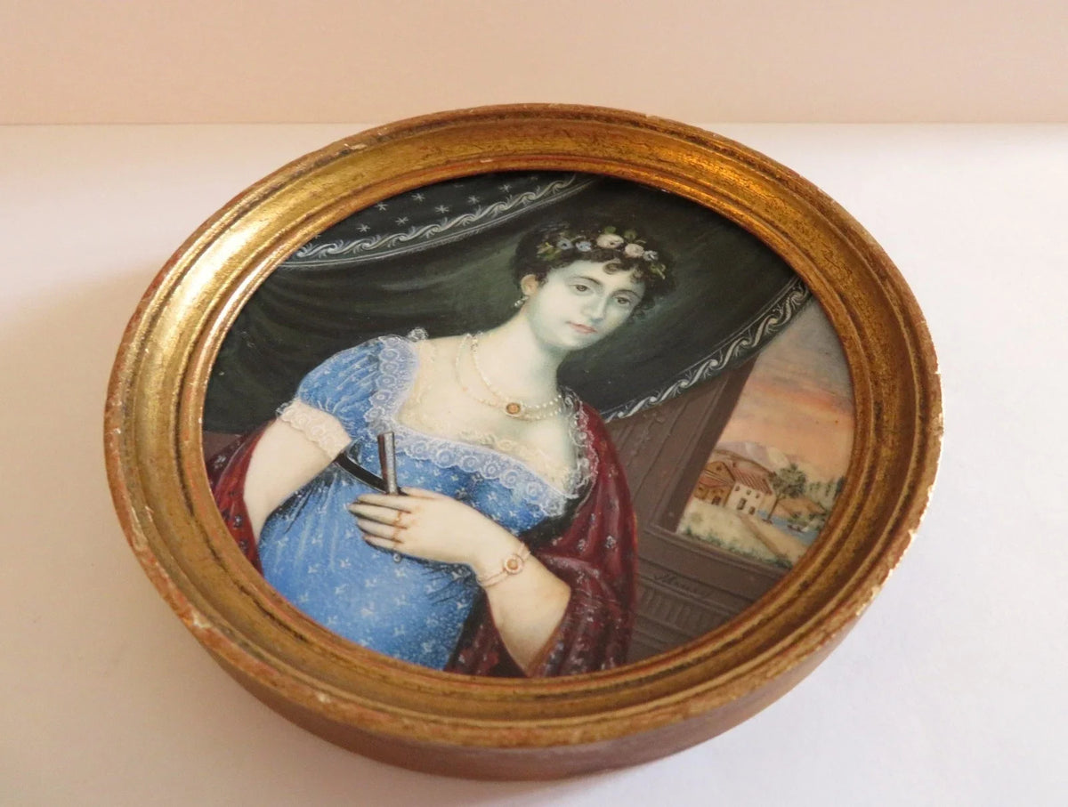 Tableau originale miniature du début du XIXeme siècle et représentant une femme