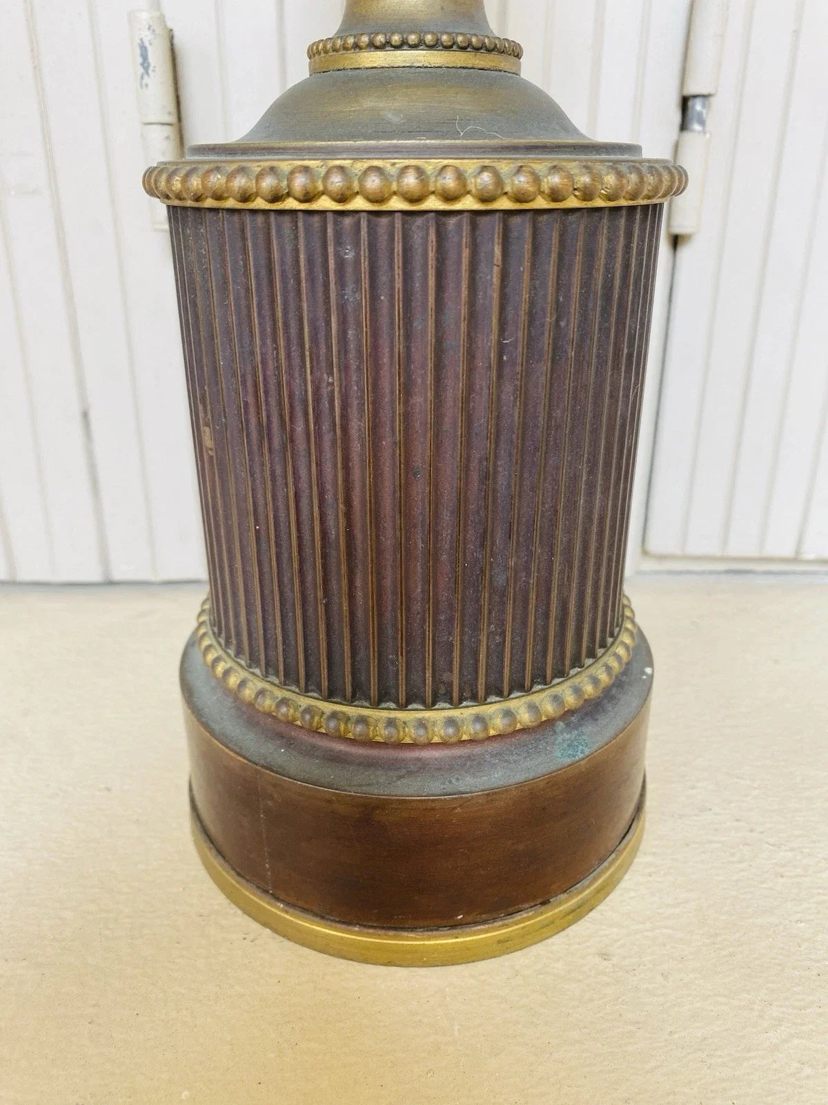Lampe à huile ancienne