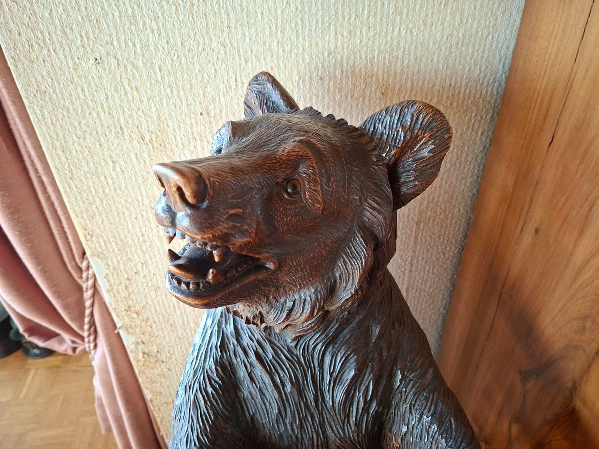 Sculpture ancien en bois ours