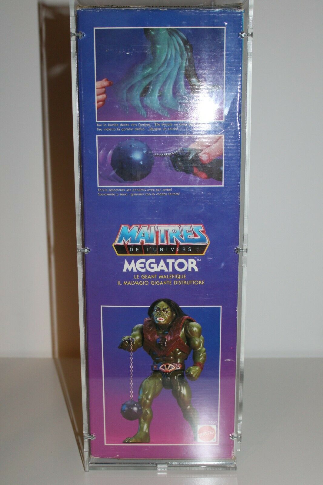 Figurine megator