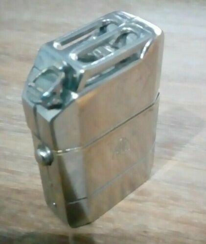 Briquet jerrican