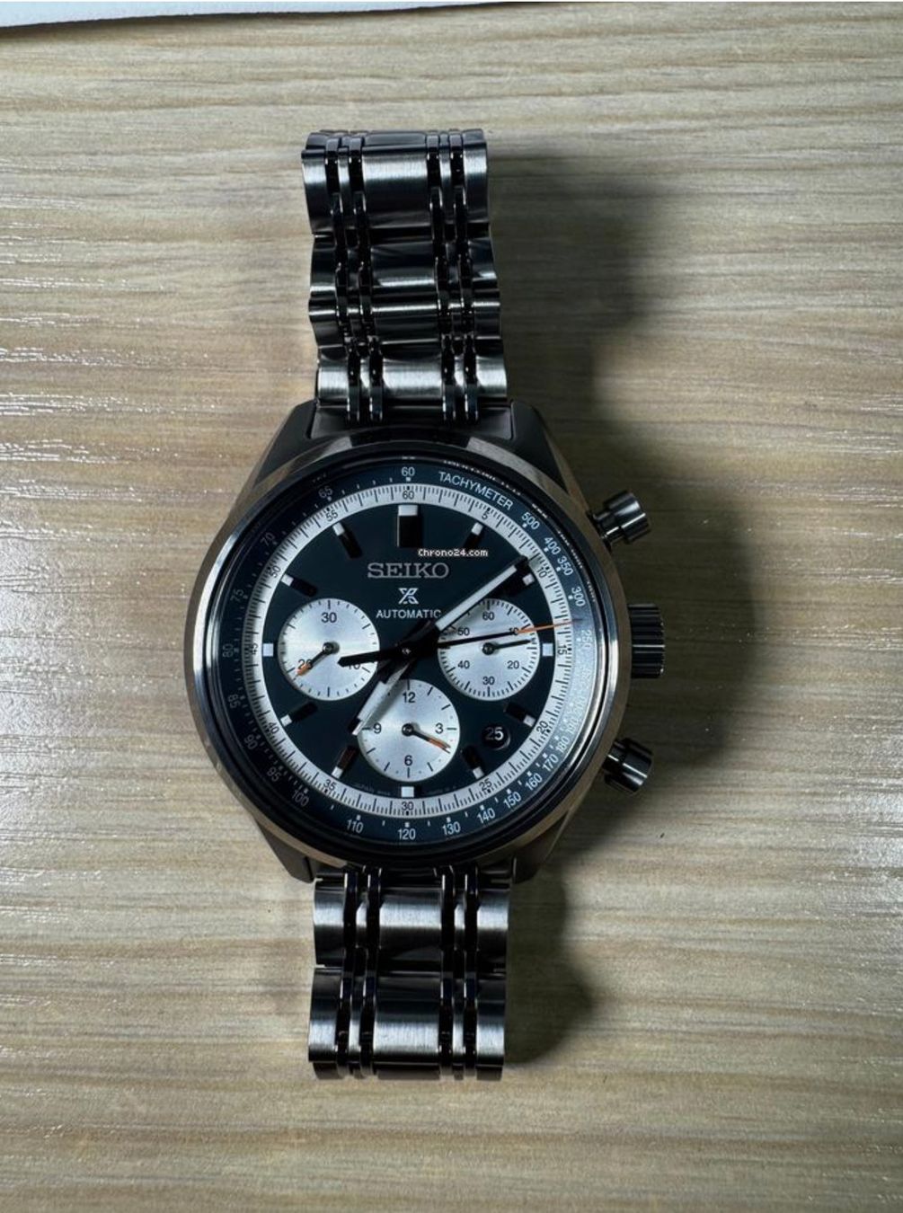 Montre chronographe exceptionnelle Seiko Prospex SRQ049 Panda en édition limitée