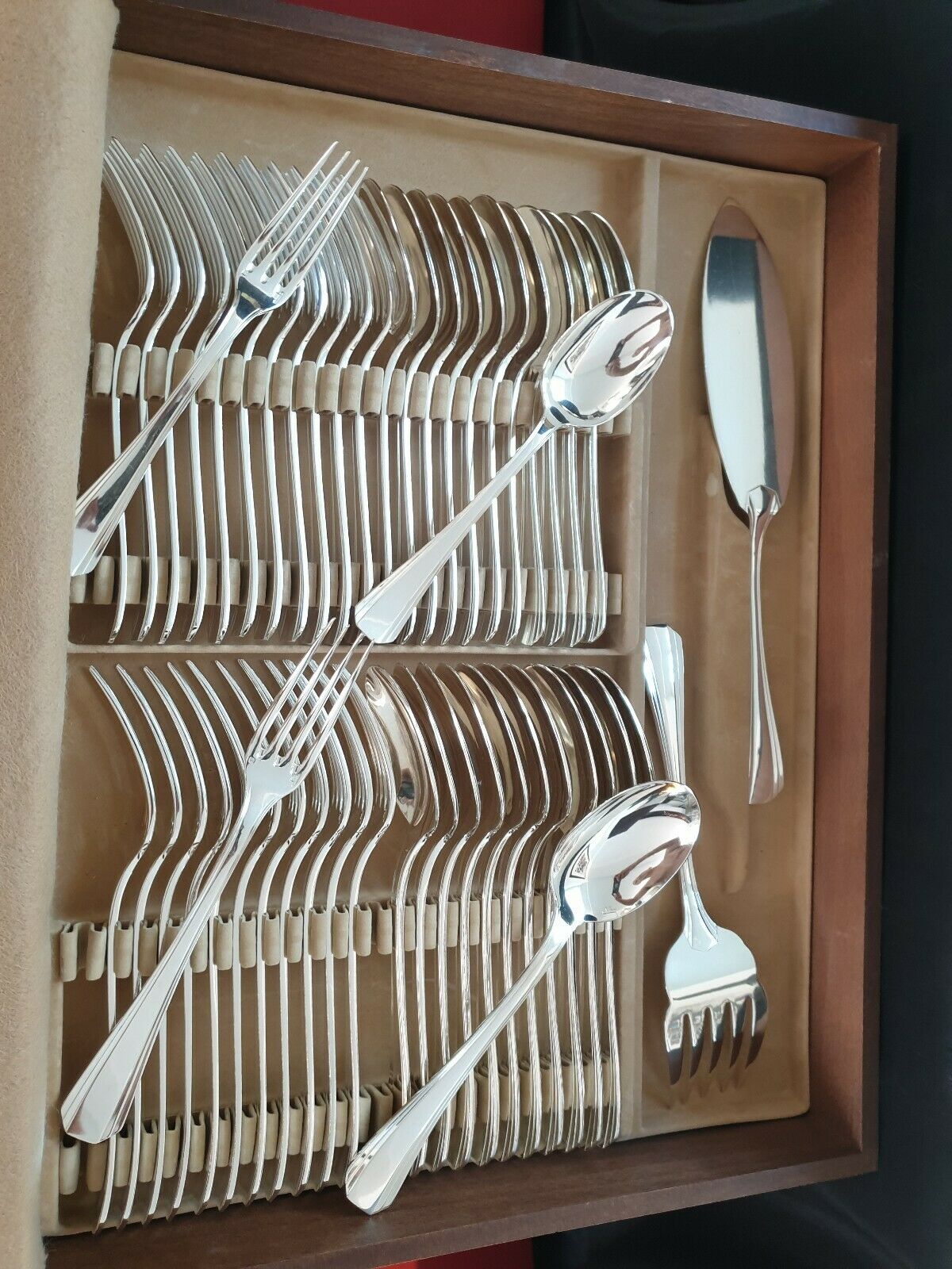 Ménagère de 182 pièces d'époque Christofle