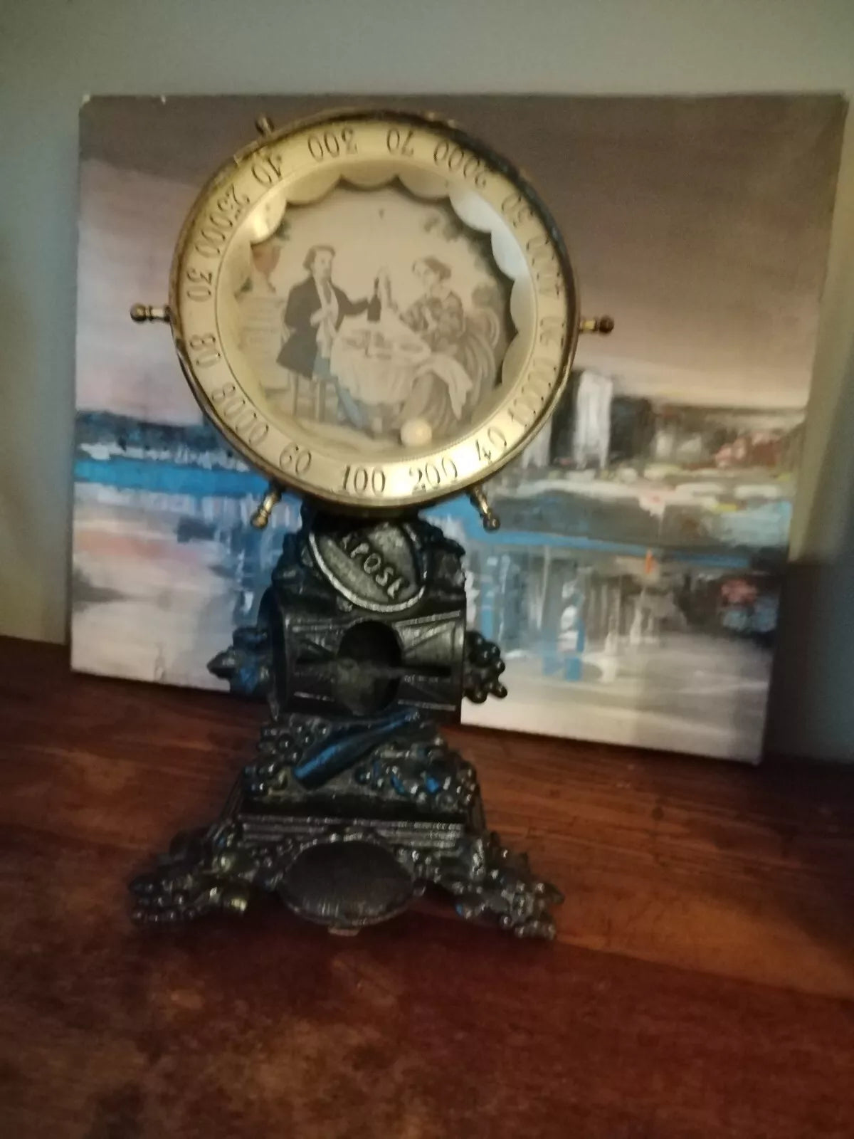 Jeu ancien à roulettes