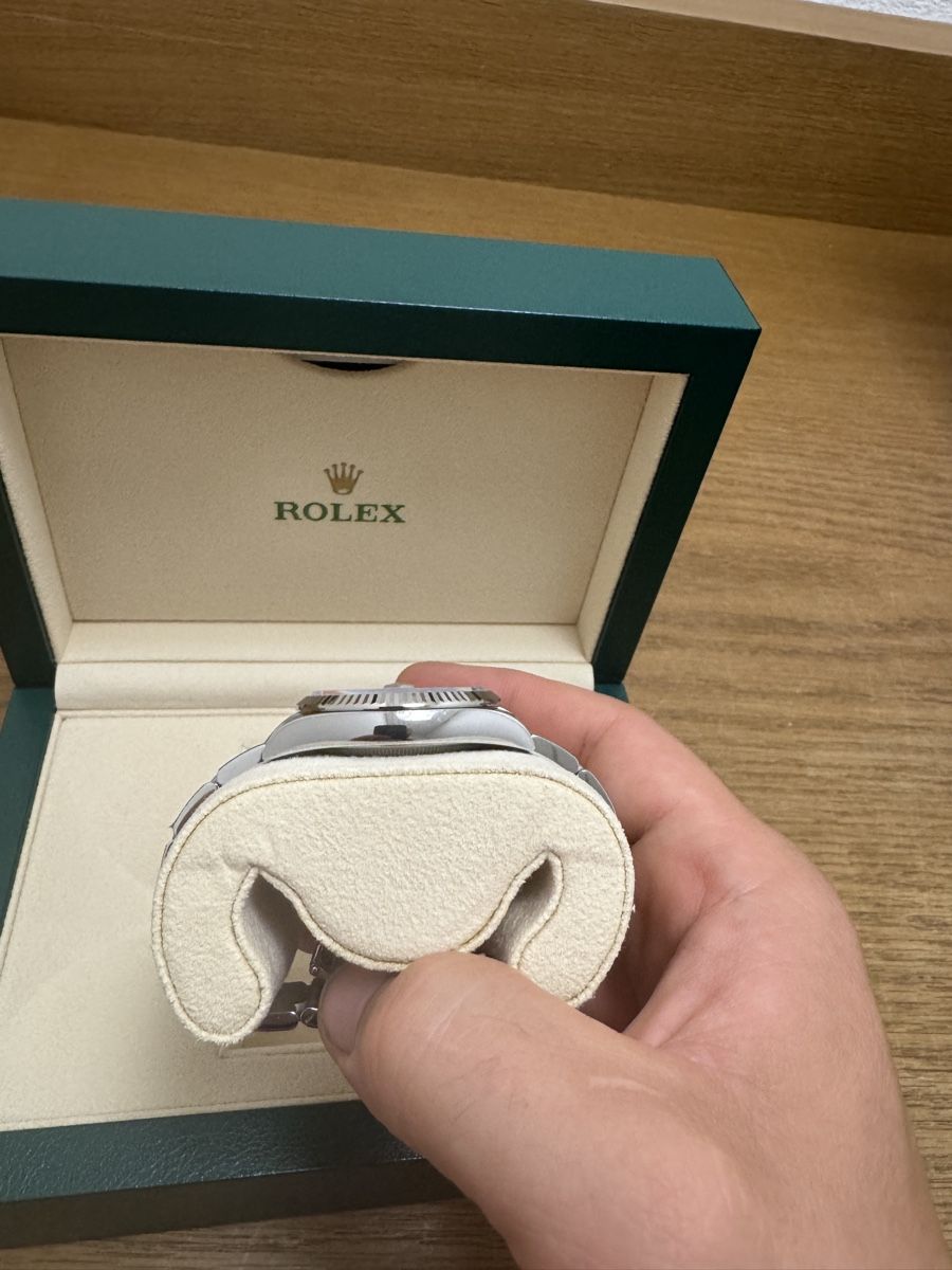 Rolex Datejust 36 126234 avec cadran bleu cannelé et bracelet Oyster
