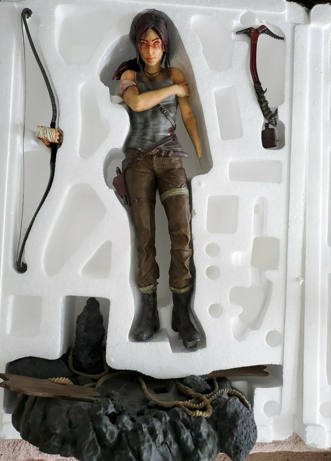 Statuette lara croft
