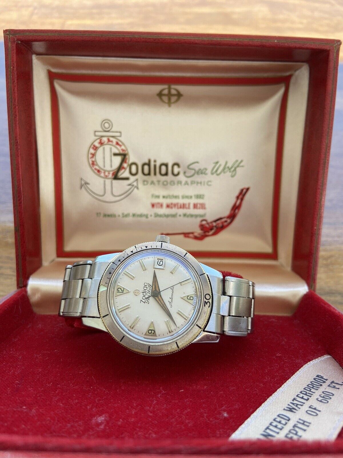 Zodiac Sea Wolf White Dial Original Bracelet And Box Automatic Mouvement AS70-72