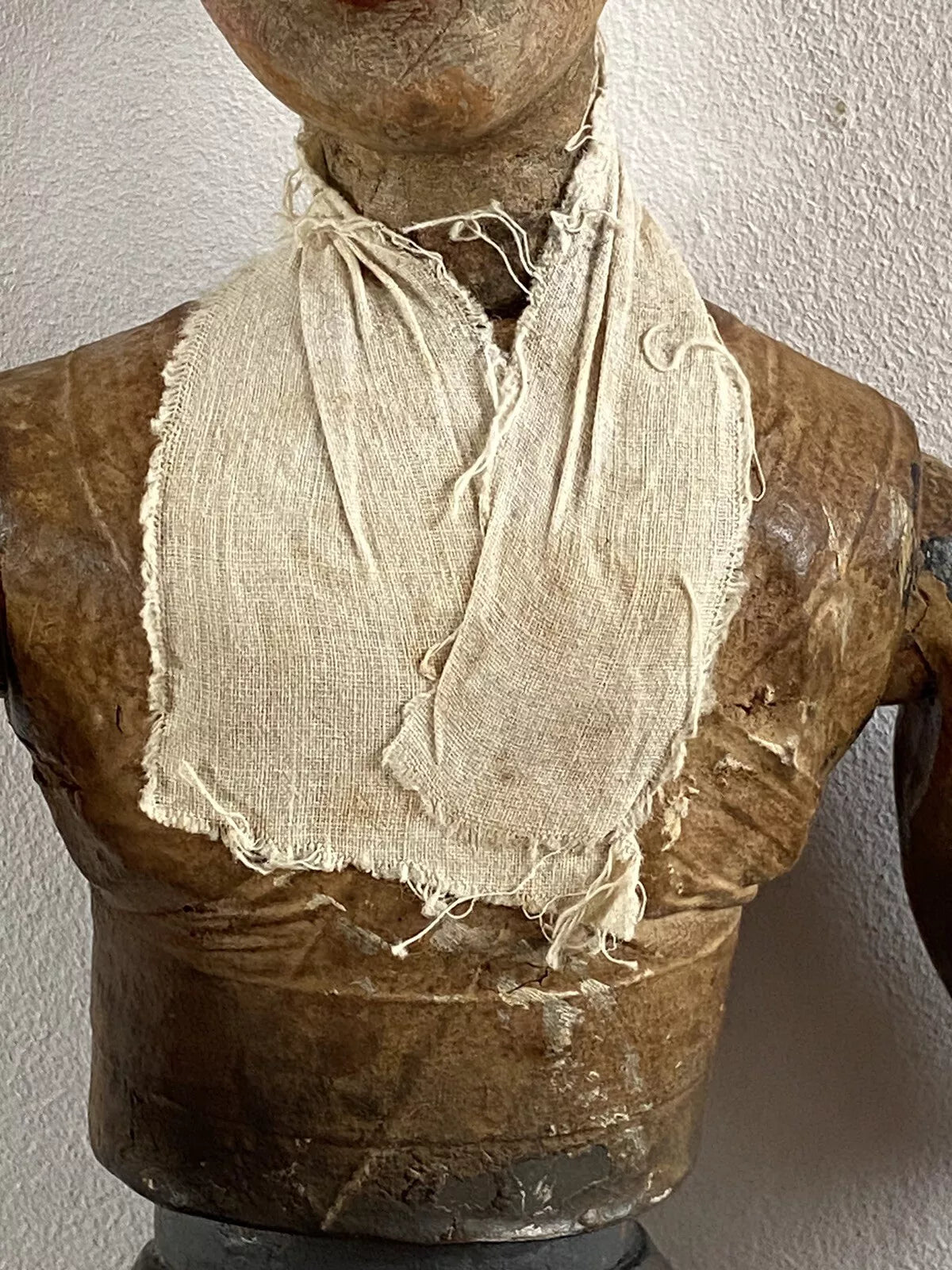 Ancien mannequin d’artiste en bois articulé