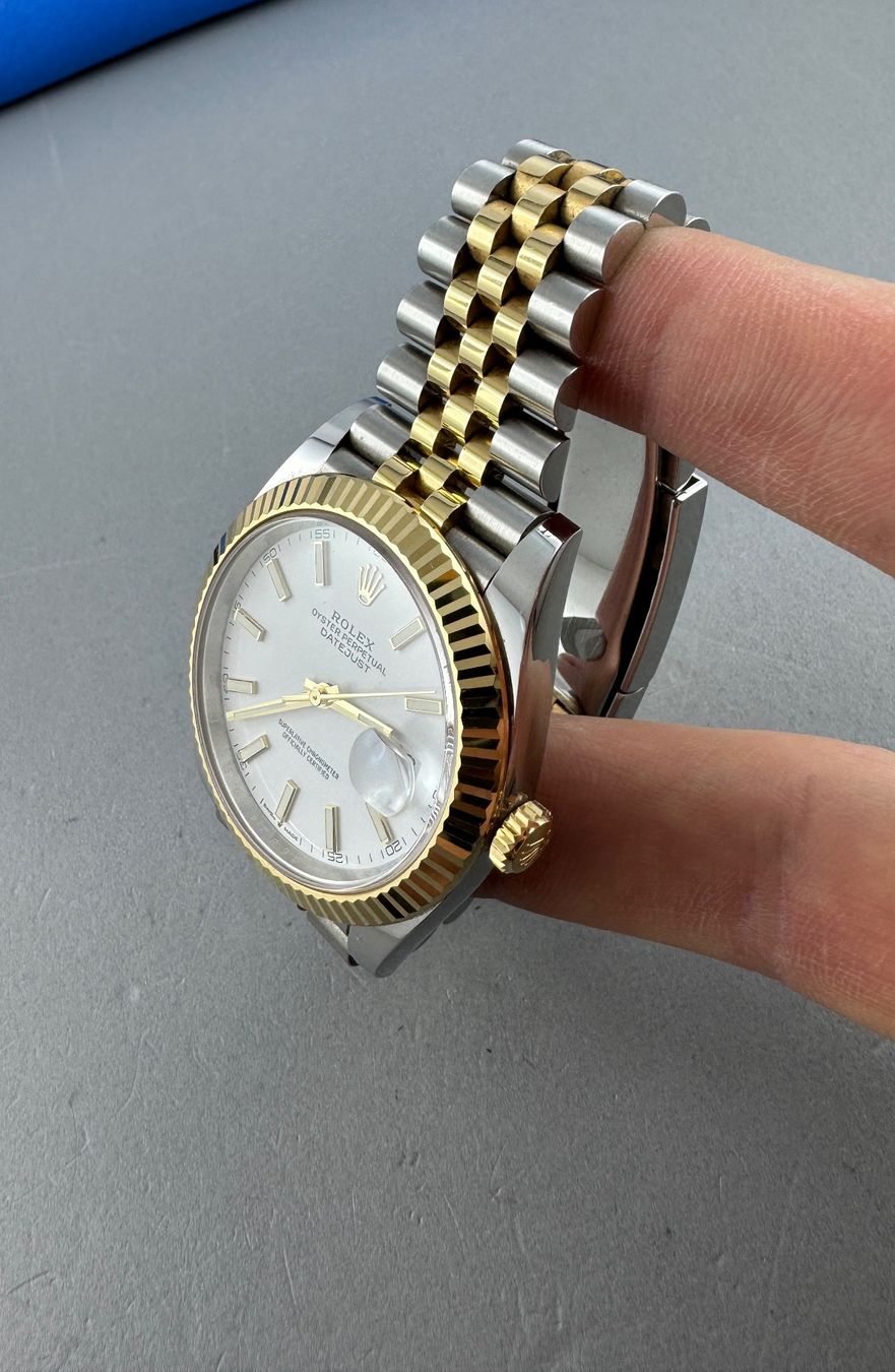 Montre de luxe Rolex Datejust 41 en or jaune et acier