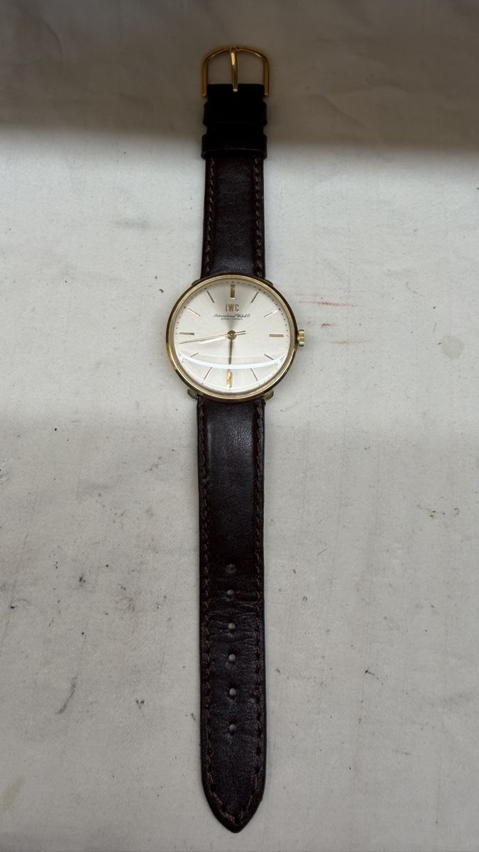 Montre IWC authentique