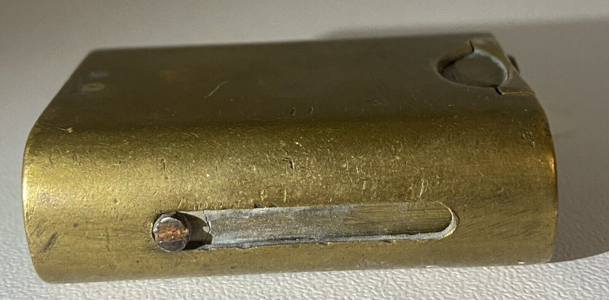 Ancien briquet