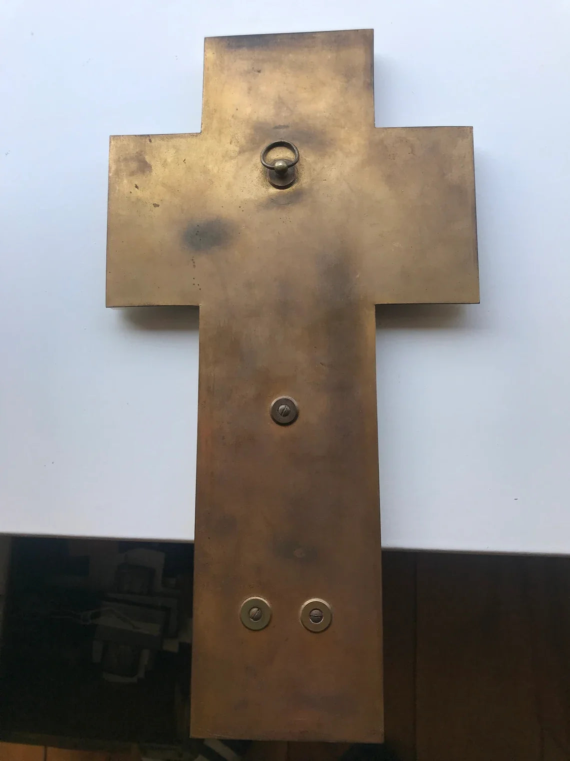 Grande croix en albâtre, bronze marbré avec bénitier, 1850