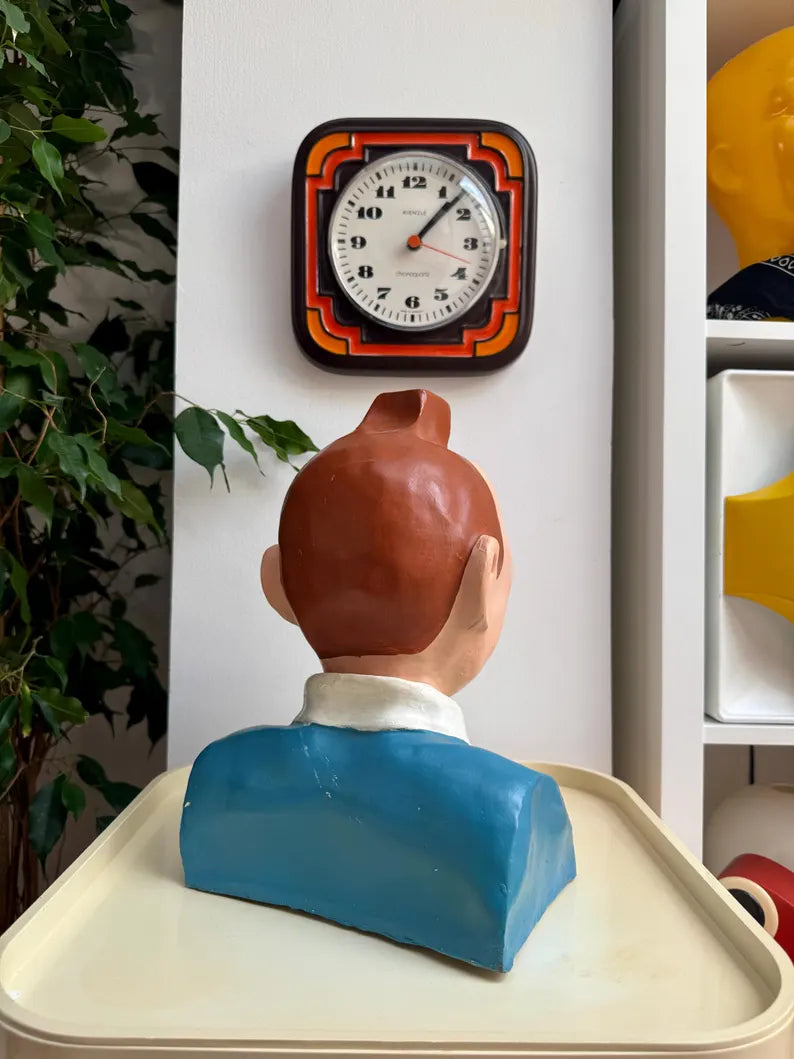 Buste vintage en plâtre peint à la main représentant Tintin