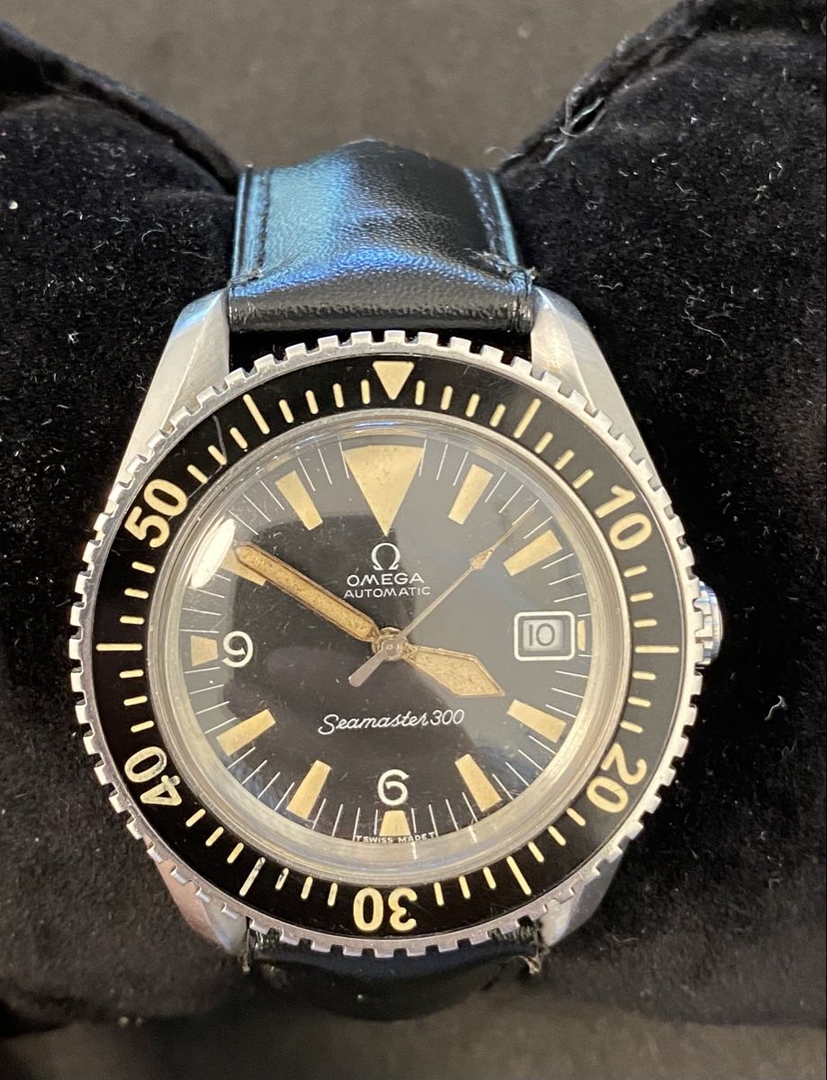 Montre vintage Omega Seamaster 300 à remontage automatique