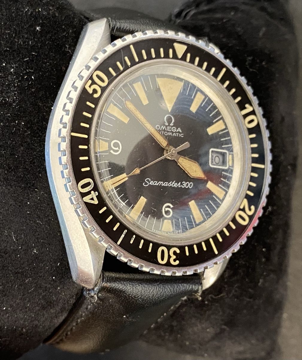Montre vintage Omega Seamaster 300 à remontage automatique