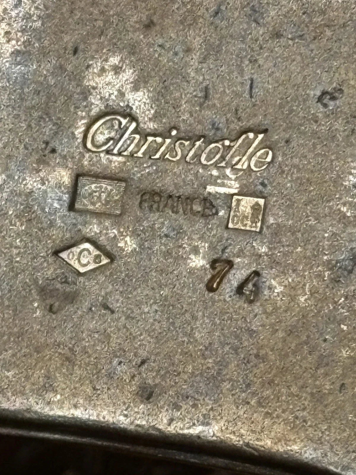 Saleron en métal doré à l’or 24 carats par maison christofle aigle