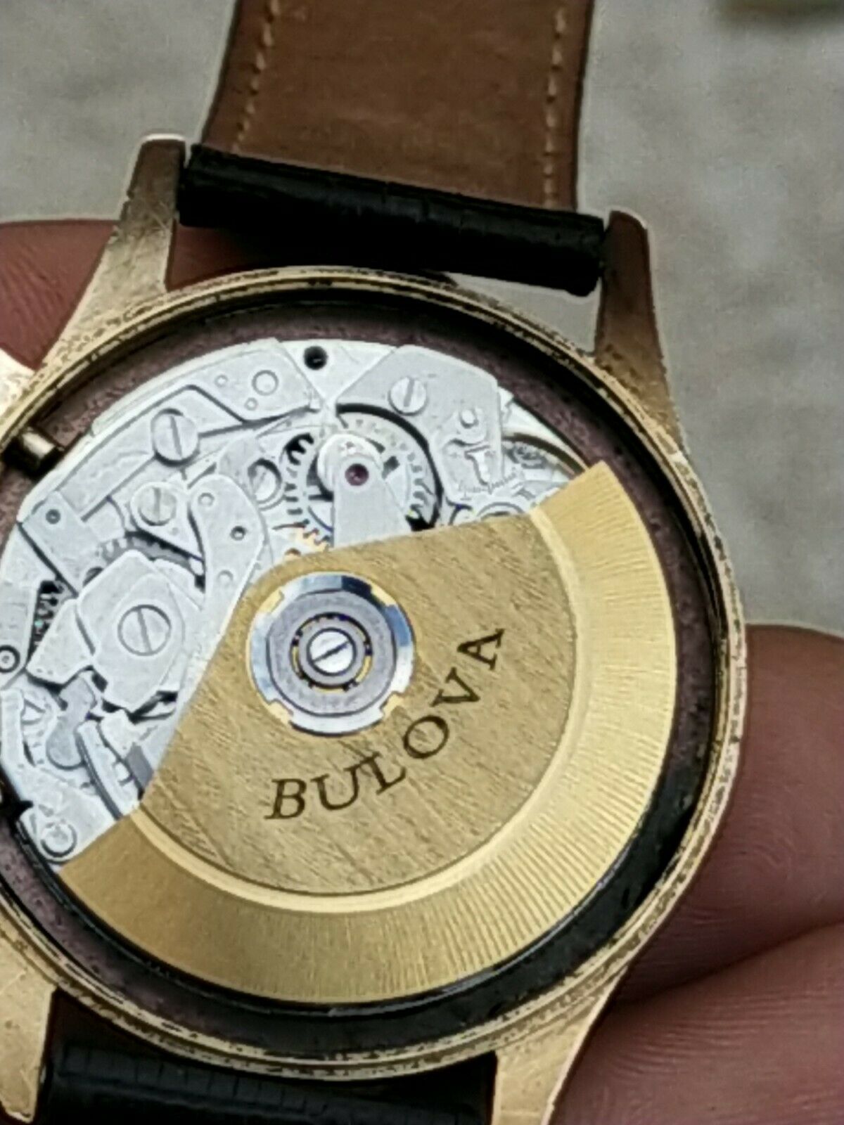 Montre vintage bulova cronograph automatic or18k