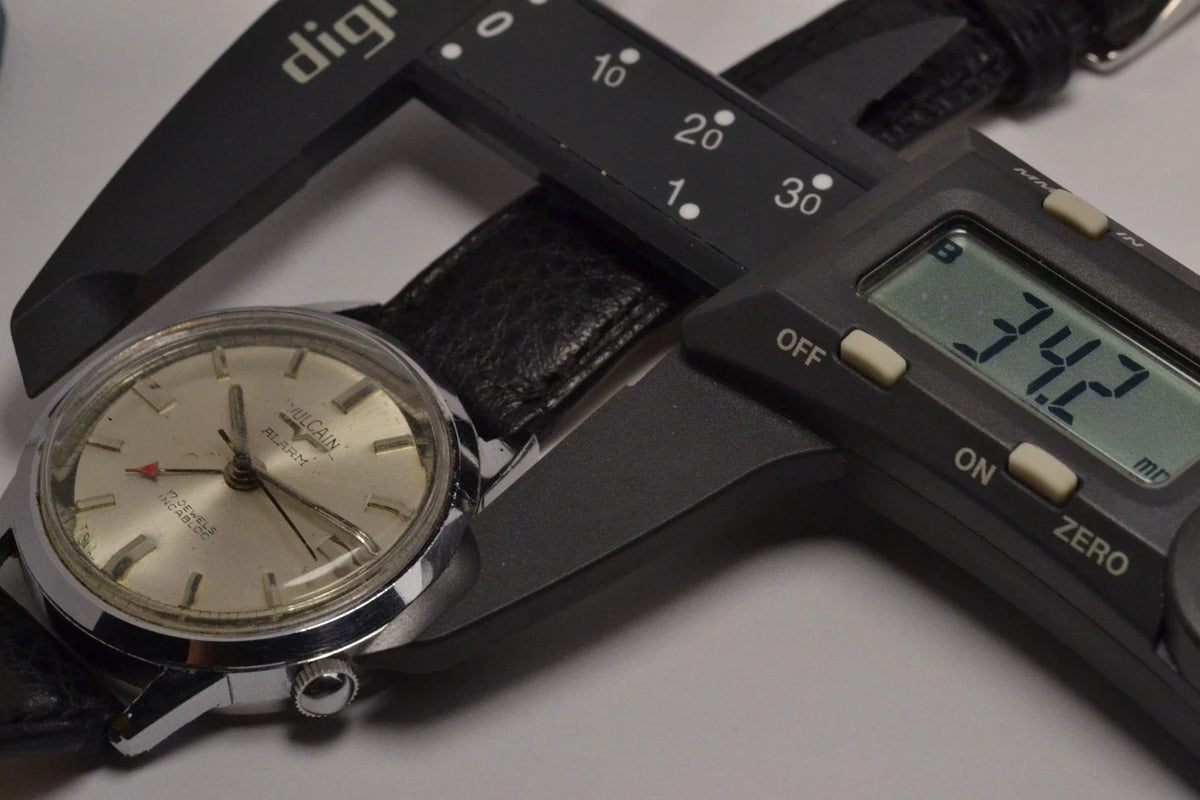 MONTRE VULCAIN ALARM VINTAGE REVEIL 1960 SWISS WATCH