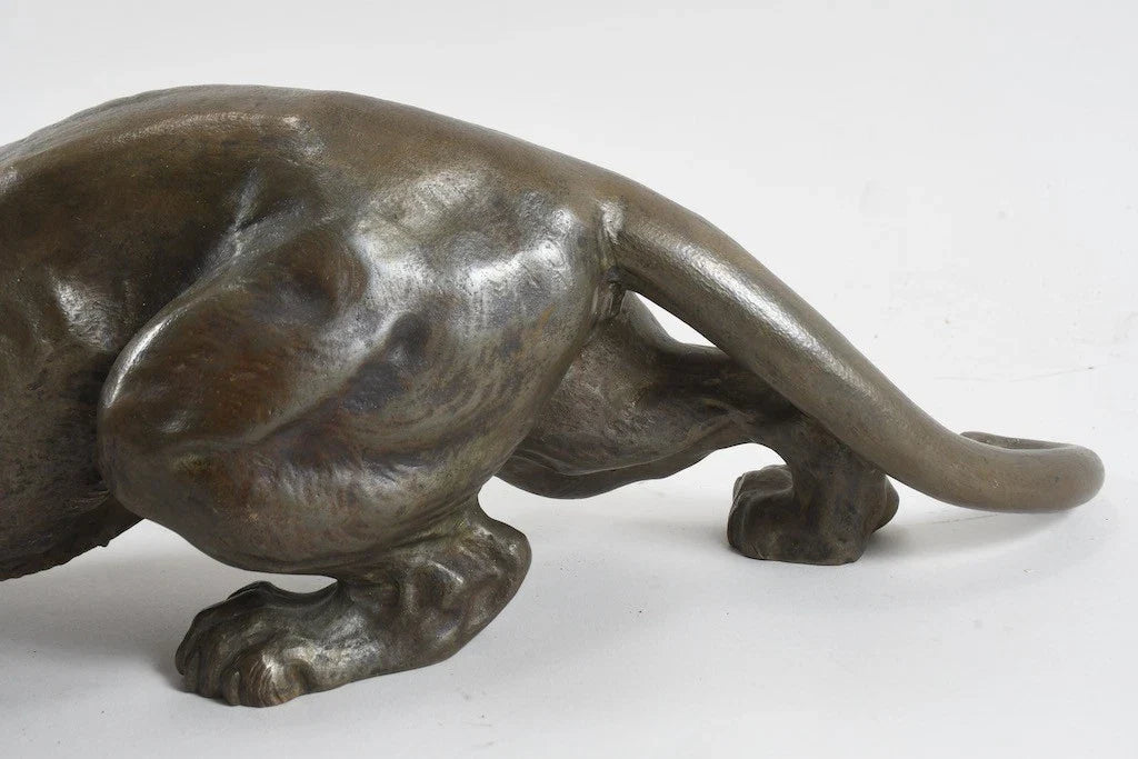 Statuette en bronze tigre rampant