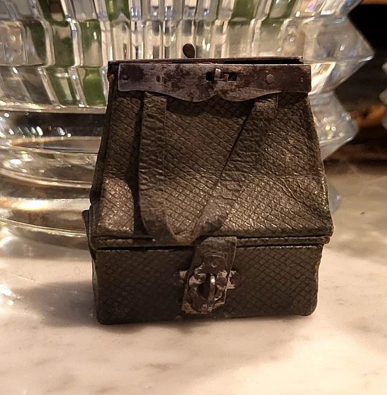 Rare et ancien sac de voyage en cuir de poupée Bleuette Jumeau Bru 1900 HT