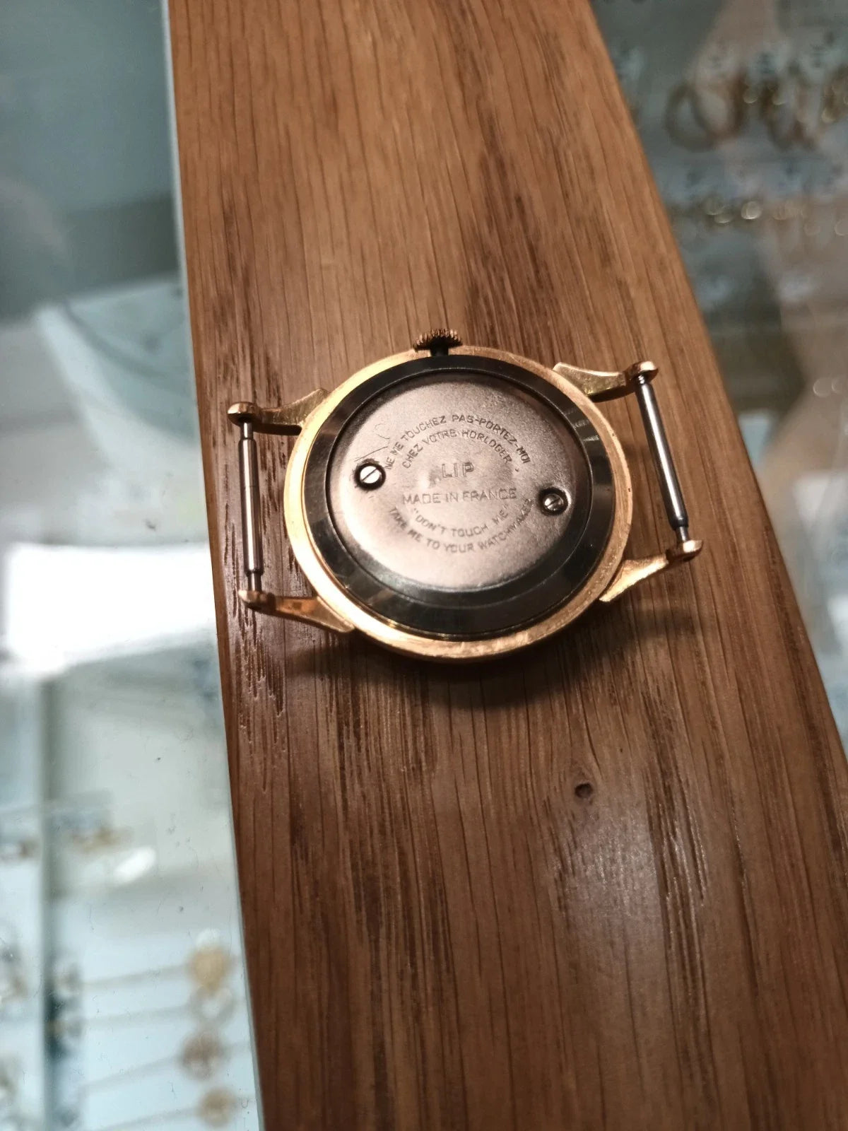 Montre Mecanique LIP EN OR POINÇON TETE D'AIGLE