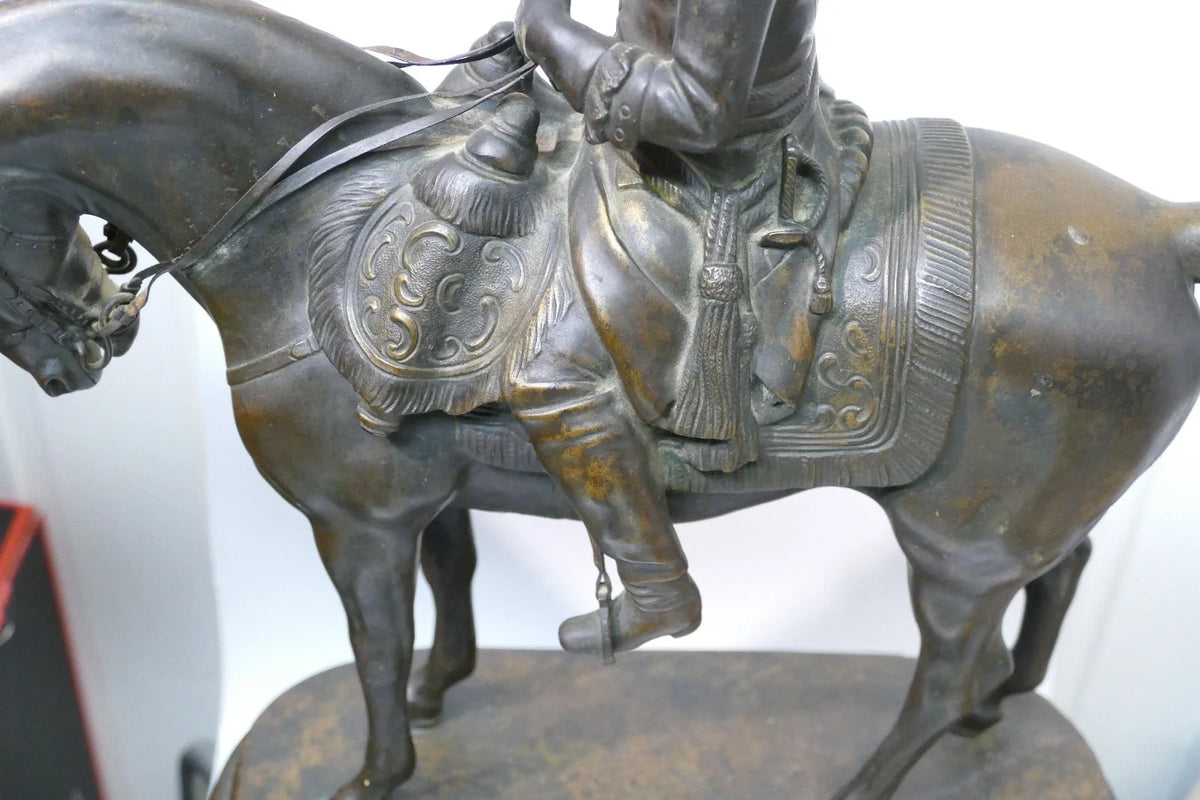 Sculpture ancienne en bronze de Rudolf Kaesbach (1873-1955). Napoléon à cheval