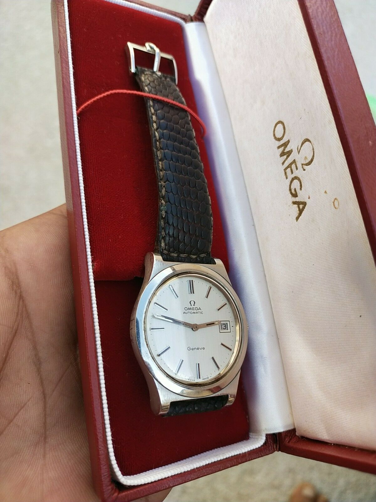 Superbe Montre Vintage OMEGA AUTOMATIC GENEVE Avec son boite d'origine