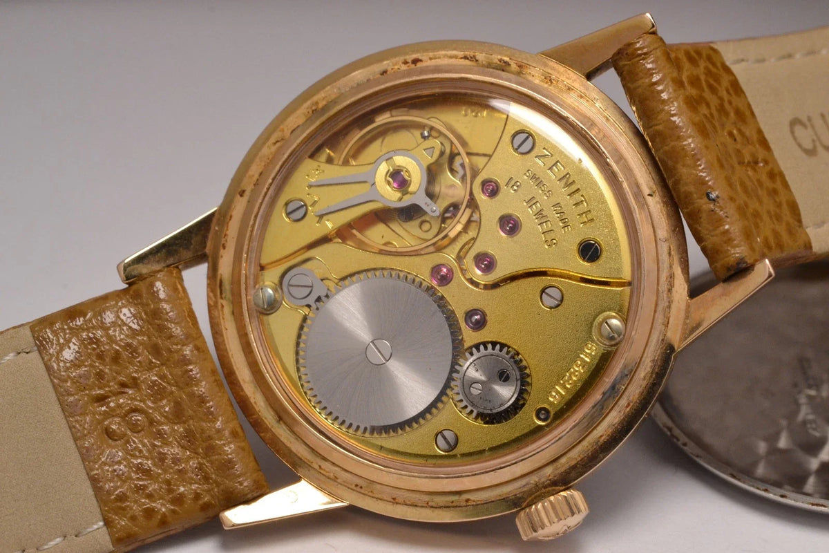 MONTRE ZENITH SPORTO PLOR PROCHE DU NEUF VINTAGE 1960 SWISS WATCH