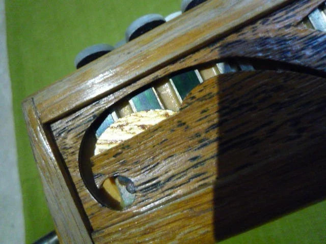 Accordina ancien en bois