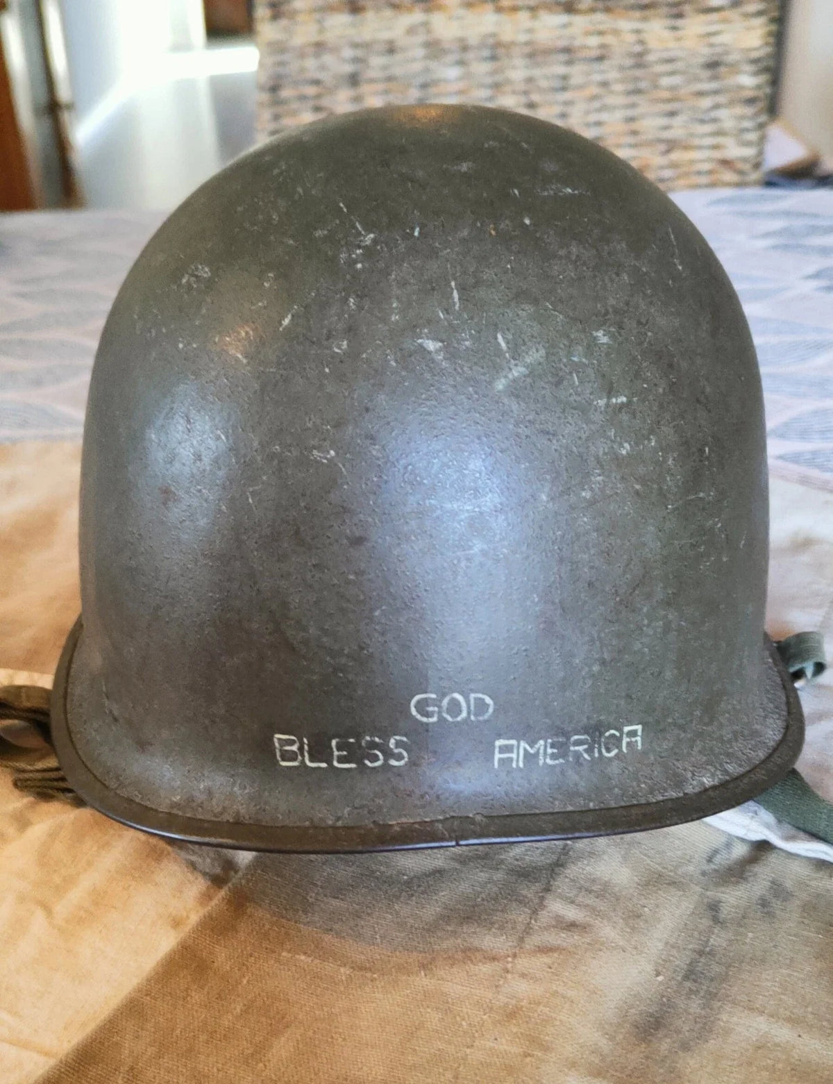 Casque US M1 WW2 29th Infantry Division D-Day Omaha Beach WW2 Normandie Insigne