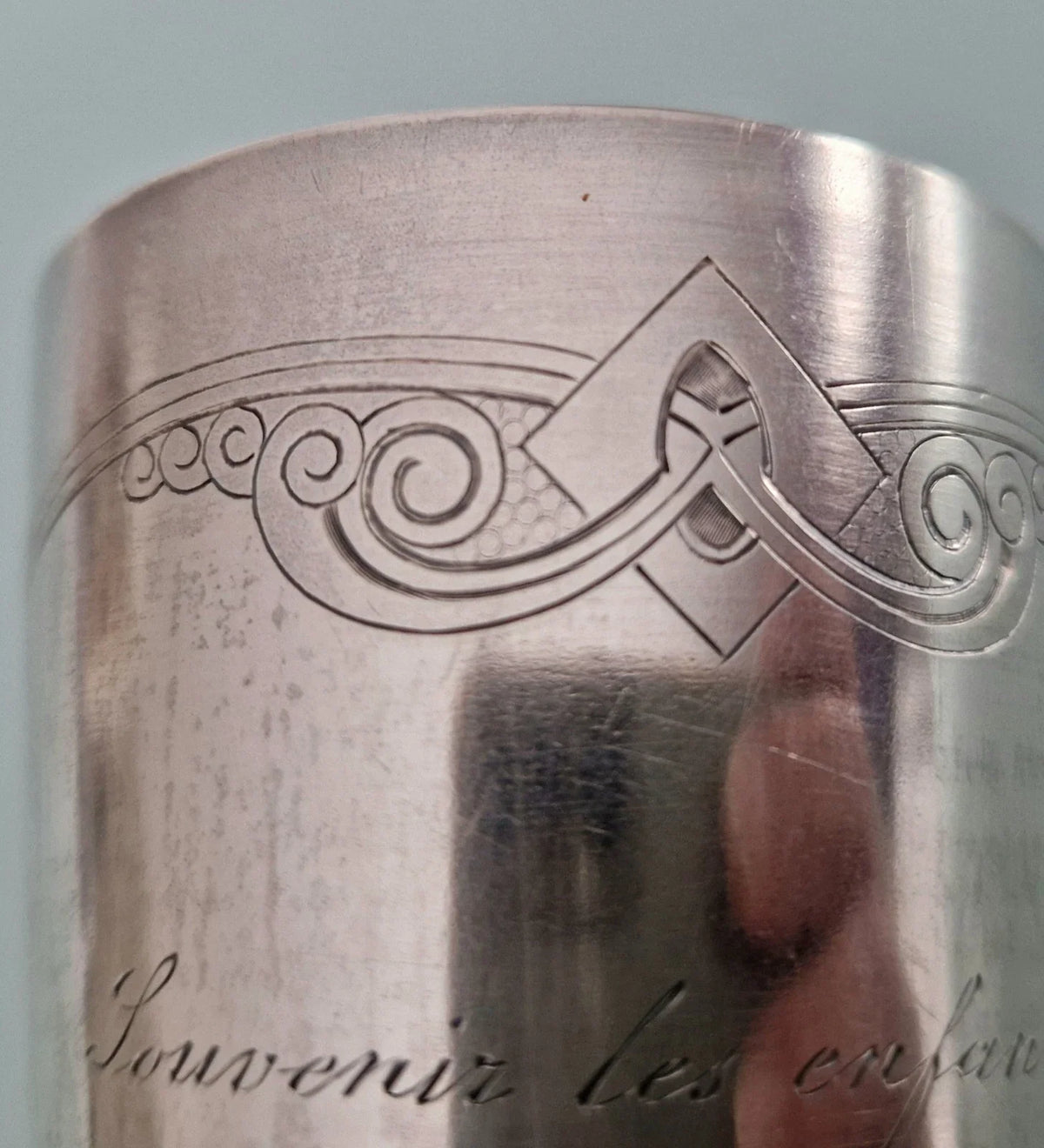 Superbe Timbale Russe Argent Massif 121 Gr Vermeil