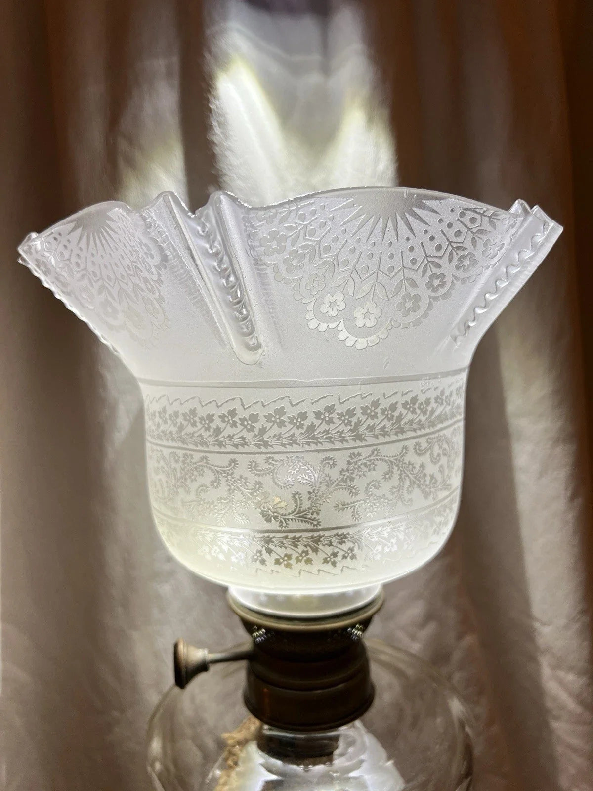 Lampe à pétrole ancienne