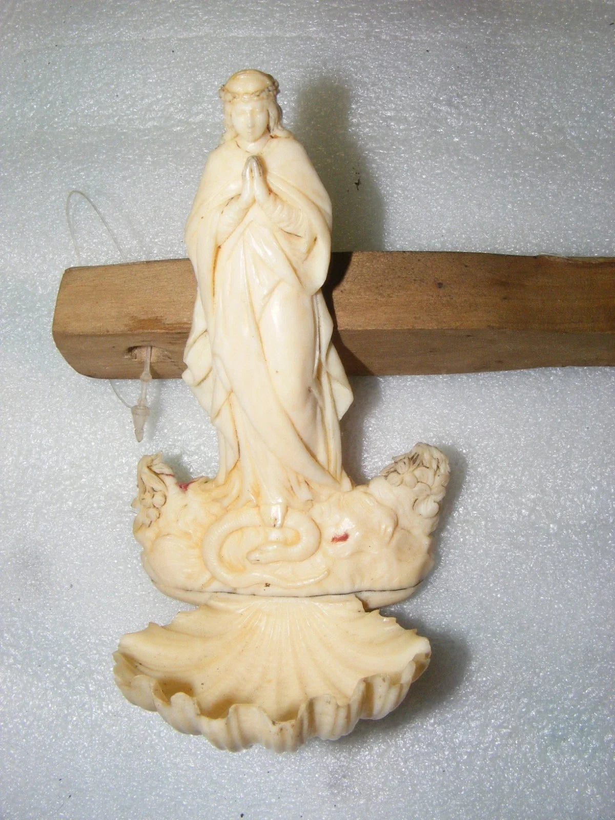 Ancien bénitier  vierge religieux napoléon III