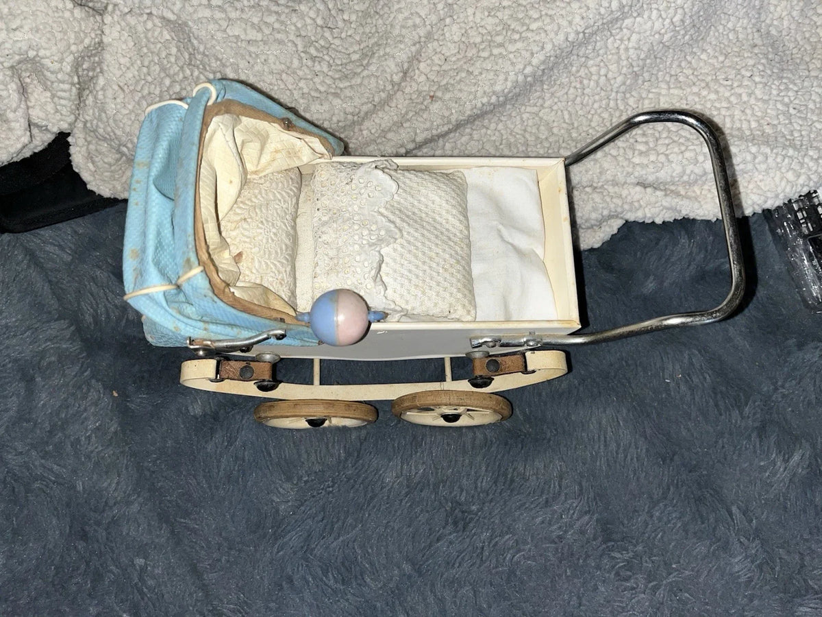 Petit landau Type Doucet pour poupée anciennes taille bleuette