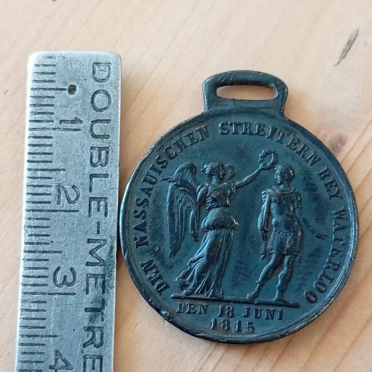 HAY15052026 (REFB1) Médaille commémorative bataille WATERLOO 1865 medal