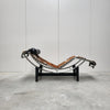 Cassina LE CORBUSIER LC4 Chaise longue poney peau fourrure