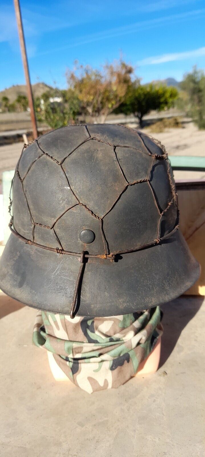 Casque Allemand modèle 42, camouflé grillagé, Allemagne WW.2