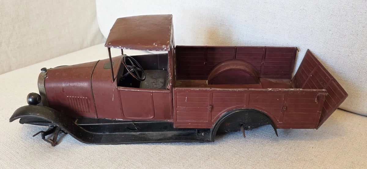 JOUET ANCIEN EN TÔLE ROUGE CAMIONNETTE CITROËN 1930