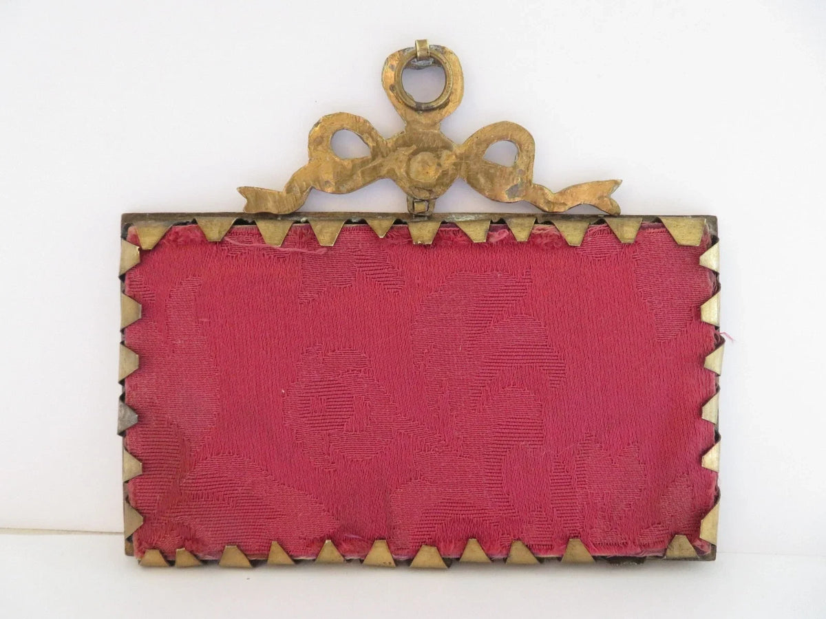 Belle MINIATURE XIXe, dans le gout du XVIIIe. Scène d'intérieur. CADRE en BRONZE