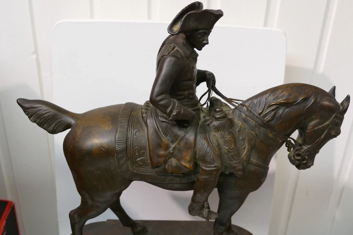 Sculpture ancienne en bronze de Rudolf Kaesbach (1873-1955). Napoléon à cheval