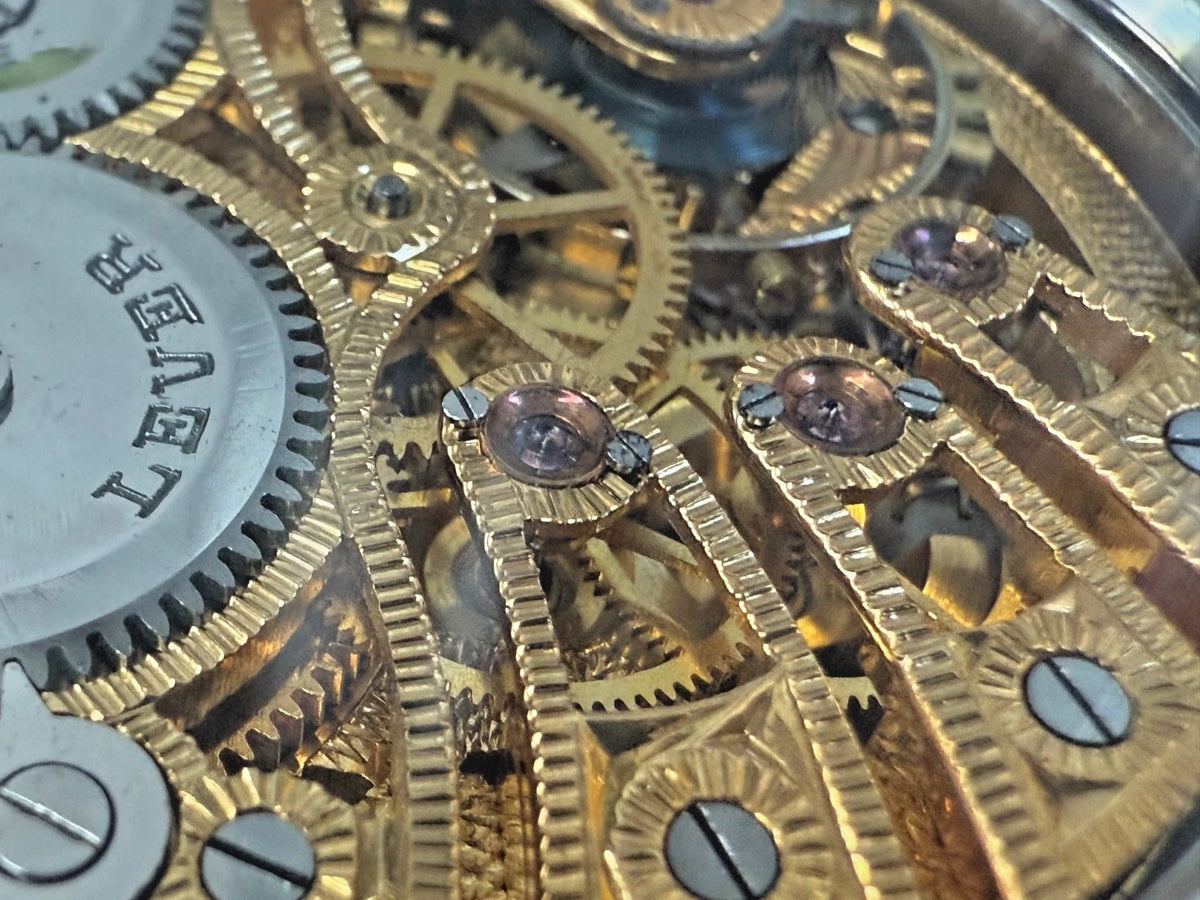 AUTHENTIQUE MOUVEMENT À LEVIER ROLEX ANNÉES 1920 DANS UN ÉTUI NEUF DE QUALITÉ, ENTIÈREMENT RÉVISÉ.