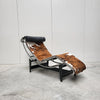 Cassina LE CORBUSIER LC4 Chaise longue poney peau fourrure
