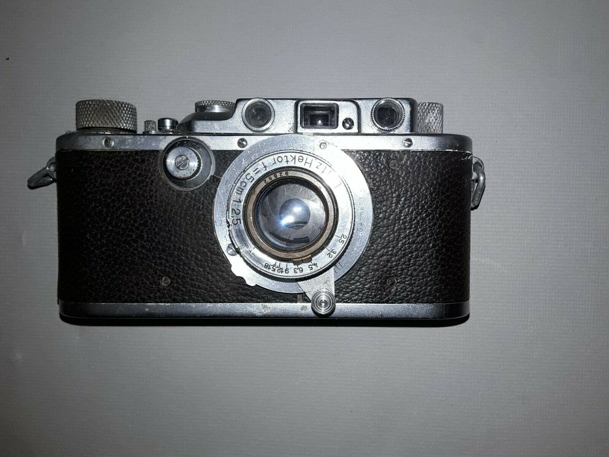 Vieil appareil photographique leica