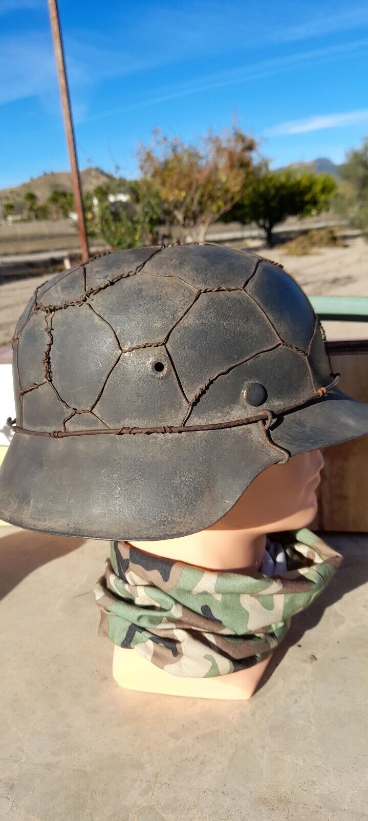 Casque Allemand modèle 42, camouflé grillagé, Allemagne WW.2